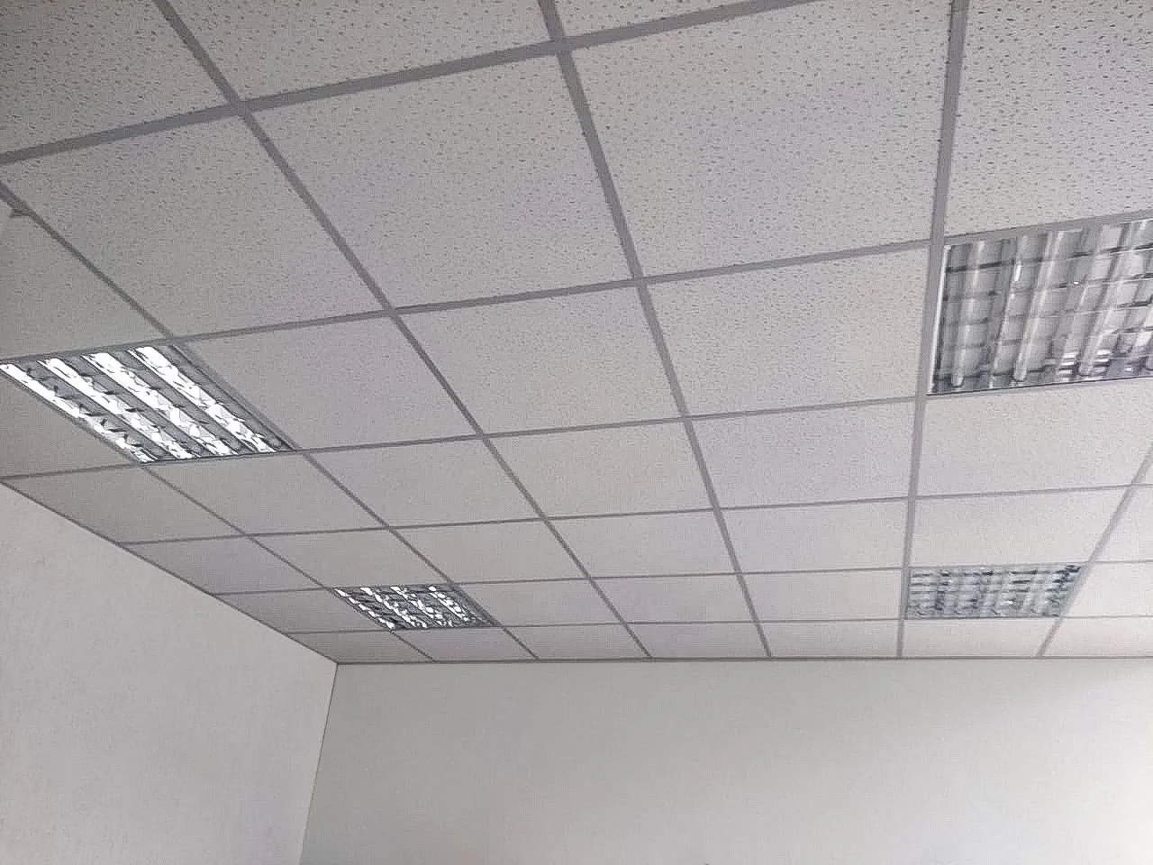 Forro de Fibra Mineral (Modular)